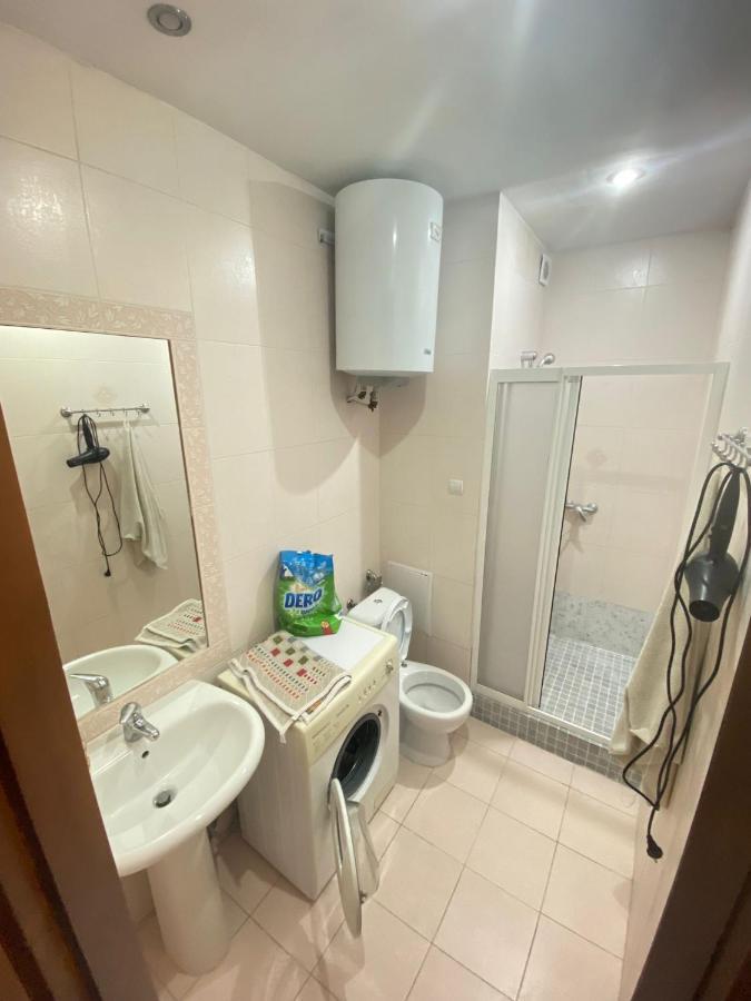 White New Apartments Ultracentral 2-Rooms In The Heart Chisinau Exterior photo