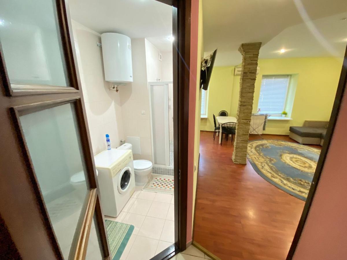 White New Apartments Ultracentral 2-Rooms In The Heart Chisinau Exterior photo